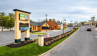 Vista Shops at Golden Mile